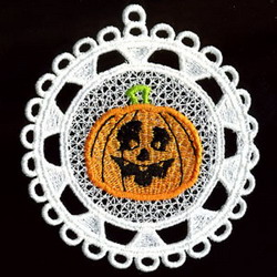 FSL Halloween Doily 08