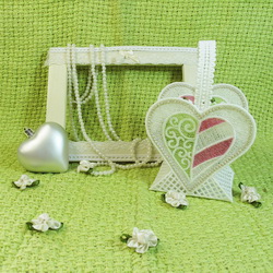3D FSL Heart-shaped Basket 3 machine embroidery designs