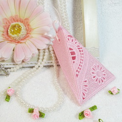 3D FSL Wedge-shaped Gift Box machine embroidery designs