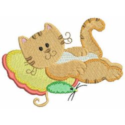 Cuddly Cats 04 machine embroidery designs