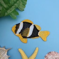 Realistic Tropical Fish 07 machine embroidery designs