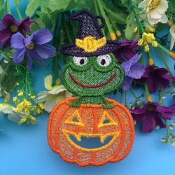 FSL 12 Months of Frogs 10